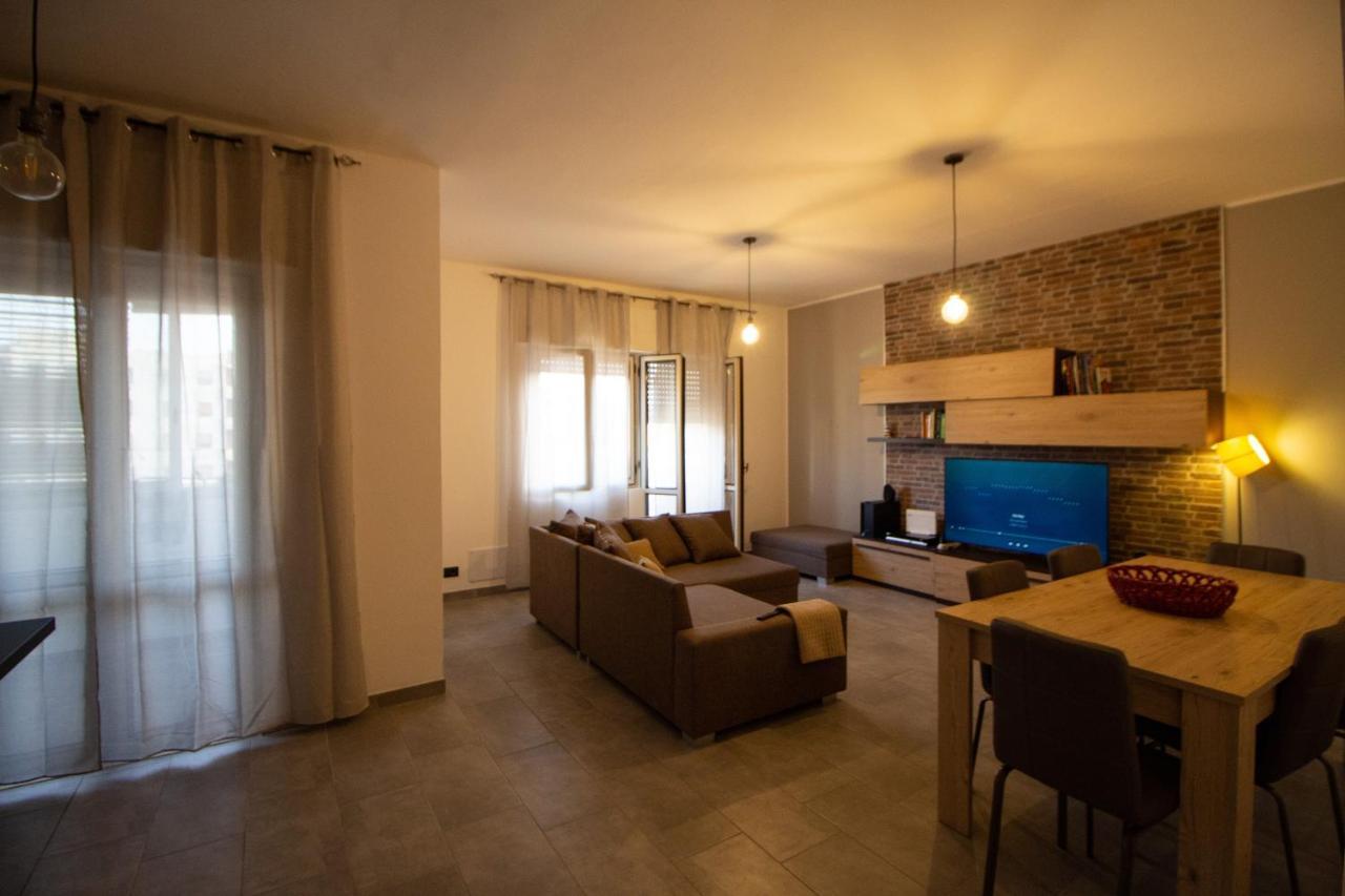 Casa Vacanze Casetta Grande Porto Torres Exterior photo