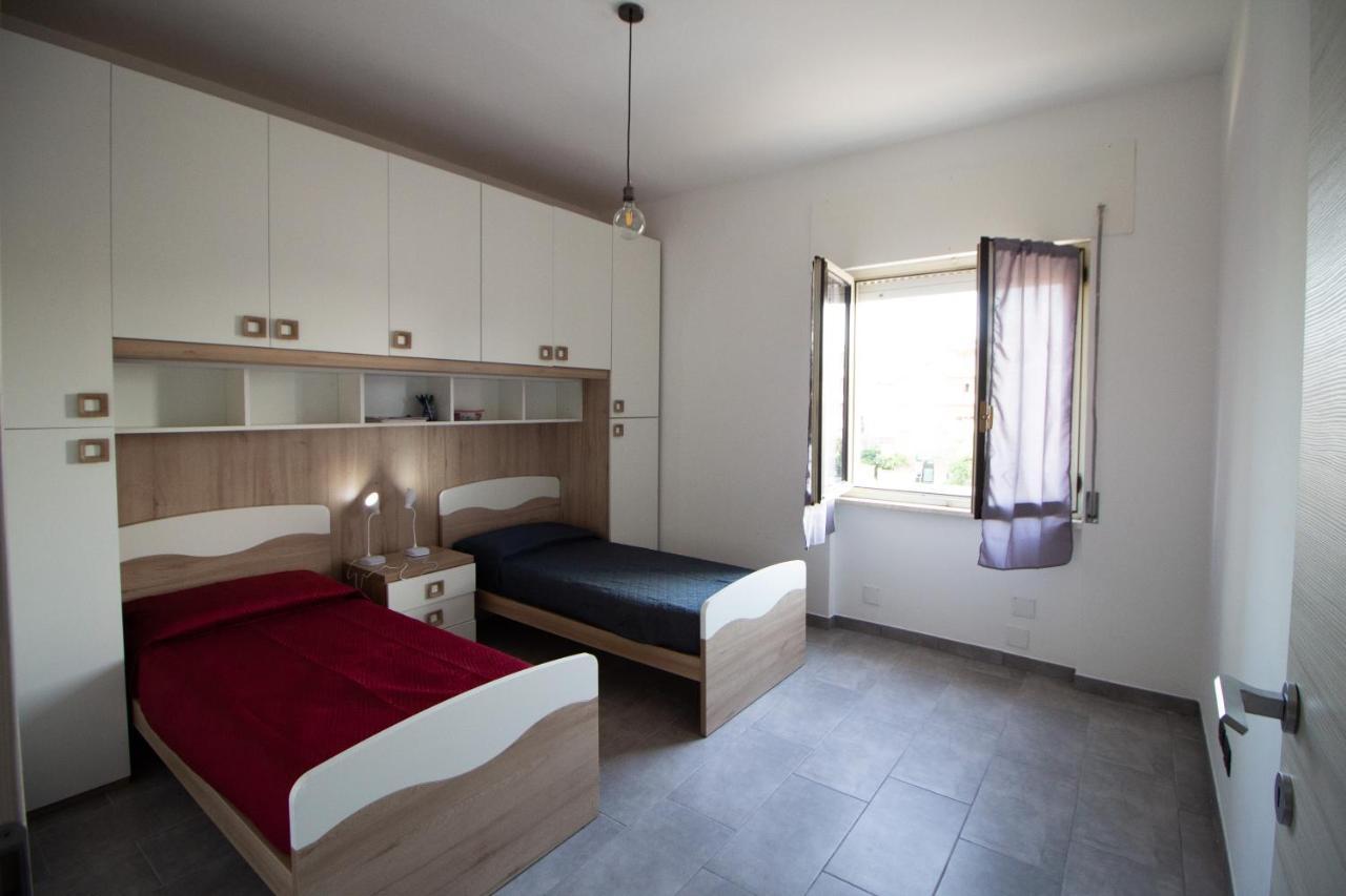Casa Vacanze Casetta Grande Porto Torres Exterior photo
